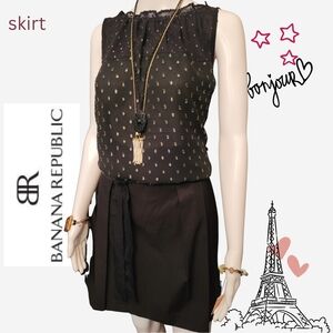 NWT Banana Republic Black Skirt Sz 14